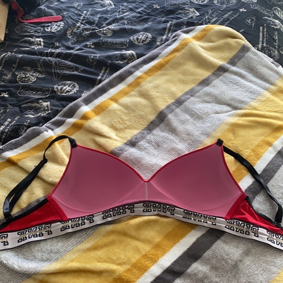 Wireless bra - Picture 3 of 4